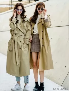 街拍美女清新优雅的优美，美得怦然心跳
