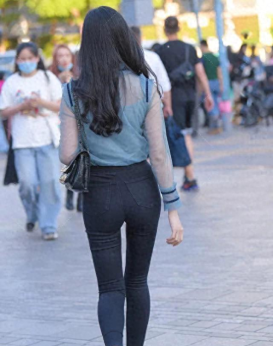 分享一组特别唯美的街拍玉人图片