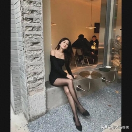 网络美图不雅
赏
 | 黑丝年夜
长腿 | 性感美女随拍