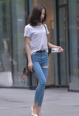 美女街拍大赏：这些穿搭，轻松拿捏回头率