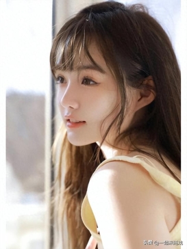 街拍：充满青春
气味的高颜值美女