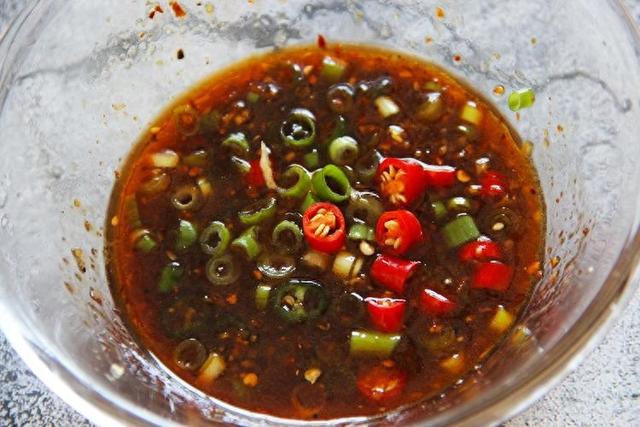 调凉菜，料汁是关键！教你“万能凉拌汁”，学会了拌啥都好吃