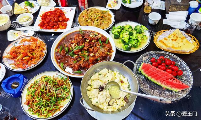 下馆子，这6道菜尽量少点，很多都是预制菜，老板都夸你是内行人