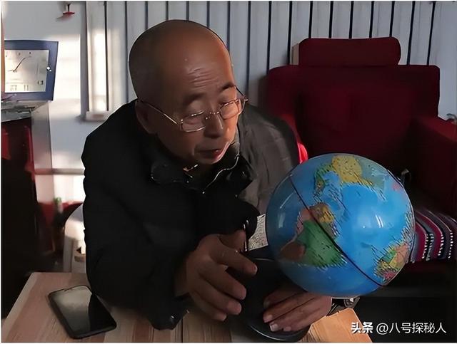 14年儿子坐马航失联，多年后父亲收到回信，坚信儿子去了平行世界