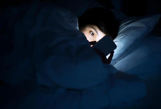 医生发现：最伤肝脏的行为，不是喝酒！而是每天频繁的去做这4事