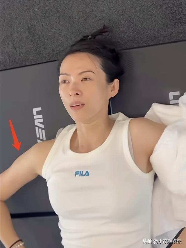 45岁章子怡和33岁森林北对比健身照，网友：突然理解了汪峰！