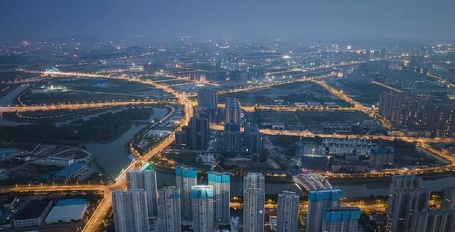 若不出意外，2025年下半年开始，大部分家庭可能面临“四大难题”