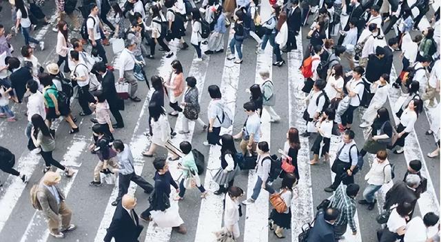 若不出意外，2025年下半年开始，大部分家庭可能面临“四大难题”