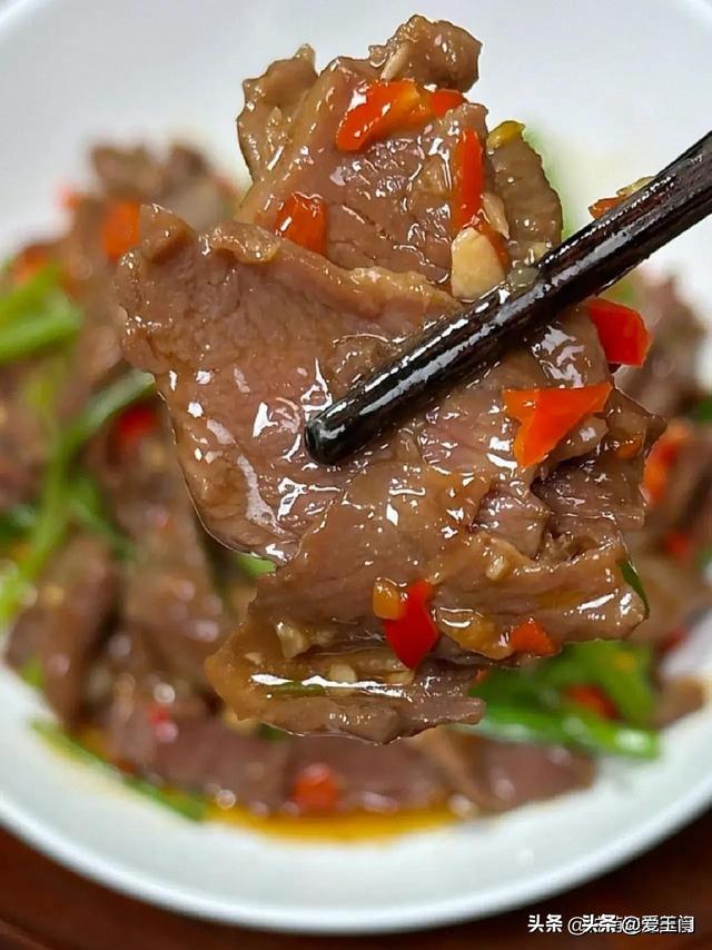 春天少吃猪肉多吃它，贵也要舍得，高钙高蛋白，随手一炒真下饭