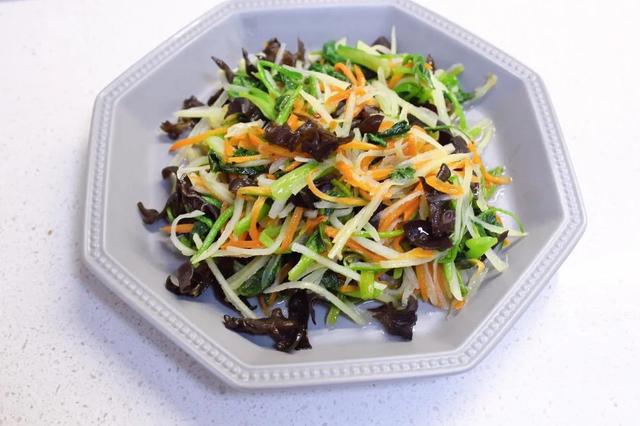 二月二，龙抬头，明天有5样“龙食”别忘吃，寓意来年有个好兆头