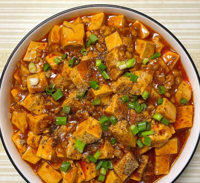 二月二龙抬头，牢记：少吃鱼虾和面食，多吃3样，鸿运当头福满仓