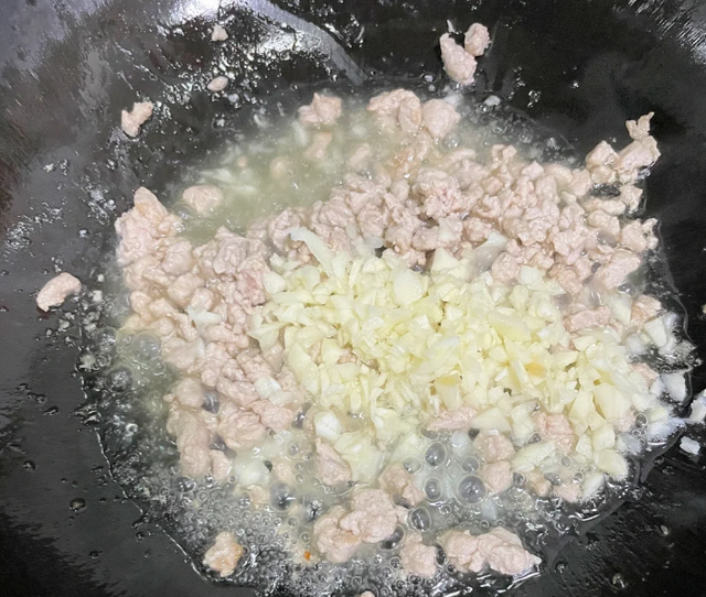 二月二龙抬头，牢记：少吃鱼虾和面食，多吃3样，鸿运当头福满仓