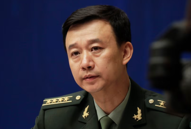 特朗普不敢想的事，解放军干了，无预警开火射击，台军愣在原地