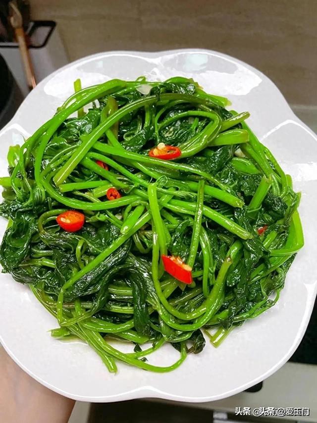 “长寿菜”原来是它，碰到敞开吃，一吃护眼，二吃通便，别不懂吃