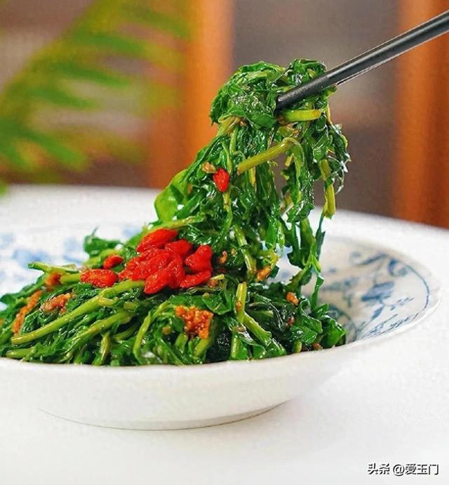这4菜“天然的青霉素”，提醒中老年人要常吃，提高免疫力少生病