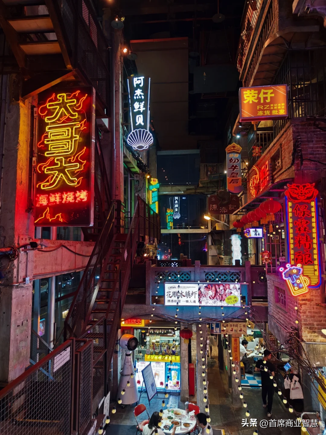 空铺、撤场、闭店率80%！曾一天排队3000桌的“顶流”网红凉了？