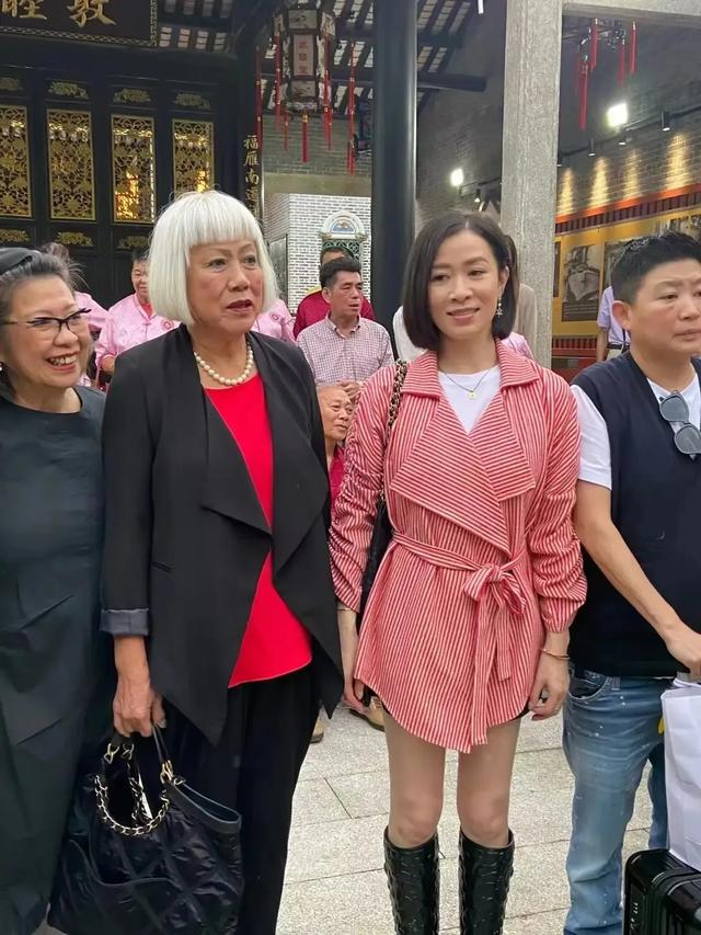 郭富城罕见回东莞祭祖，阔气祖屋已成文物，妻子方媛刚在国外被抢