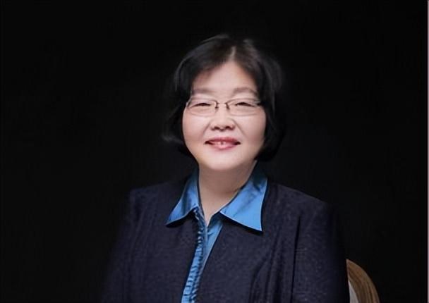央视开播！40集年代大剧来袭，13位老戏骨作配，想不火都难！