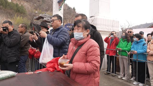 10万人围观“一口”锅  博山酥锅成好客山东新名片