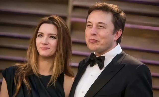 马斯克再次当爹！与公司性感高管产下一子，14个孩子4个妈真离谱