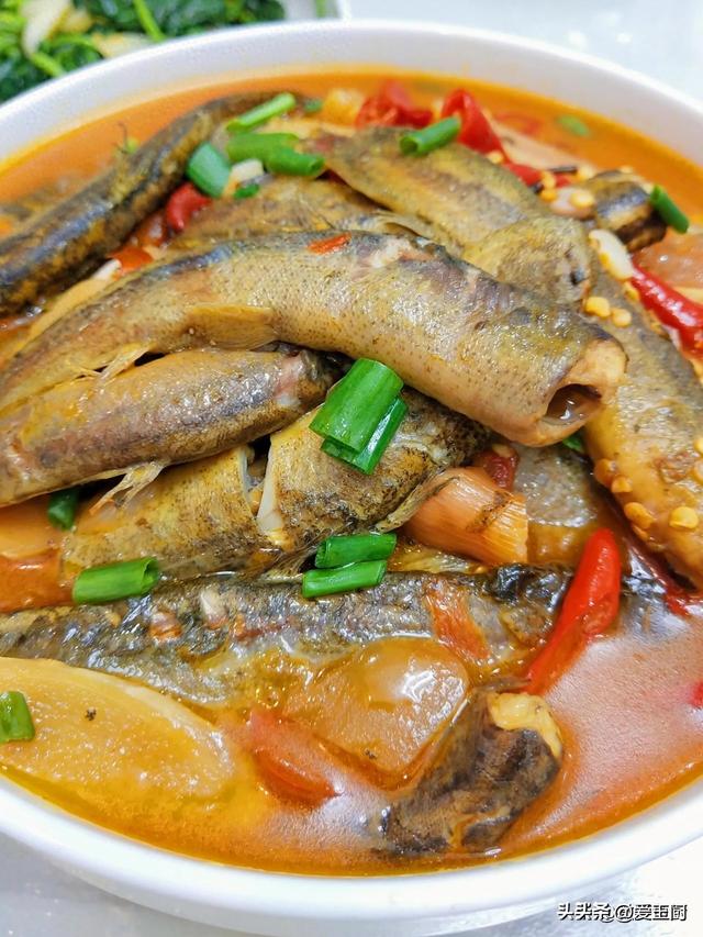 “老得稳”的男人，平常都爱吃这4种食物，吃过3个，就该偷着乐