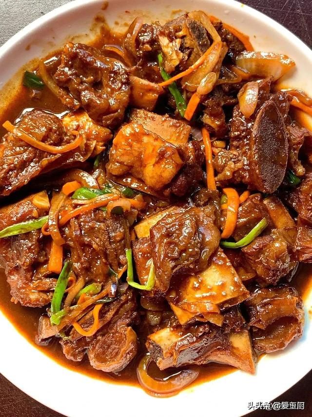 “老得稳”的男人，平常都爱吃这4种食物，吃过3个，就该偷着乐