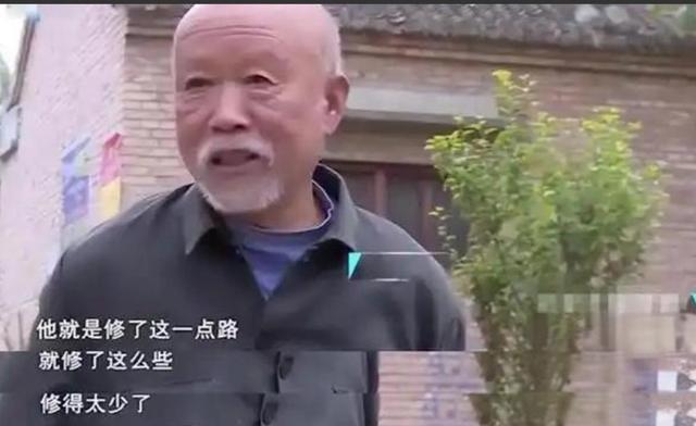 过个新年，大衣哥欲哭无泪！家门口挤满了要钱的人，还动起了手来