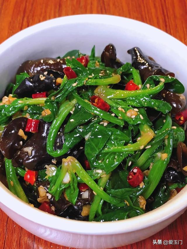 春天萝卜白菜靠边站，这几种养肝菜每天吃一点，去肝火身体好