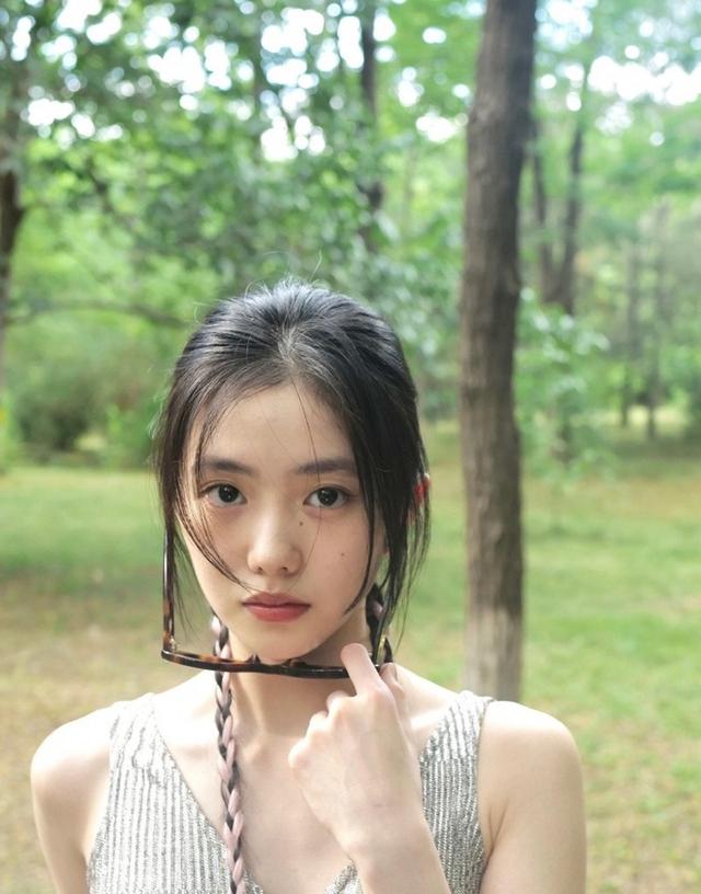 赵丽颖不敌资本，《主角》花落刘浩存，张艺谋保送刘浩存拿奖！