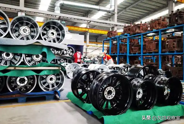 不想努力了，台州老板举家撤离，一家六口提走10.3亿