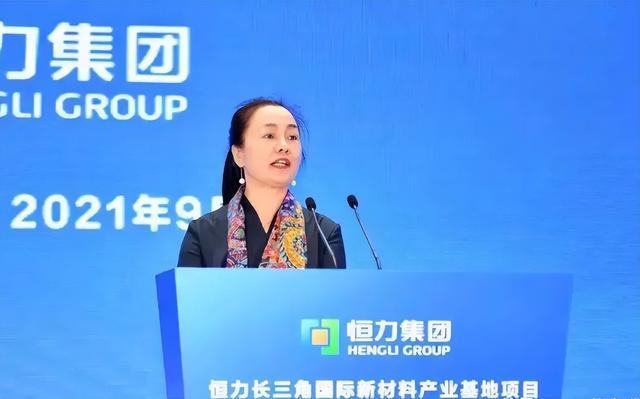 又一中国女首富崛起，以7800亿超越华为成最大民企，她钱哪来的？