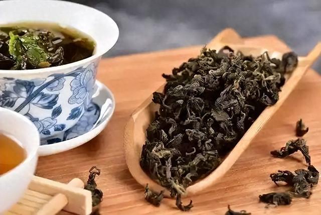 医生：马上停止喝这种茶水，毁肝毁肾还伤胃，有些人还是每天喝！