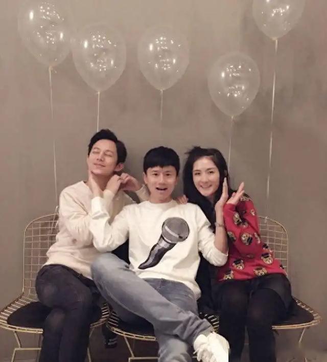 谢娜张杰婚后第十四年又迎来了家中的新生命，网友们纷纷送上祝福