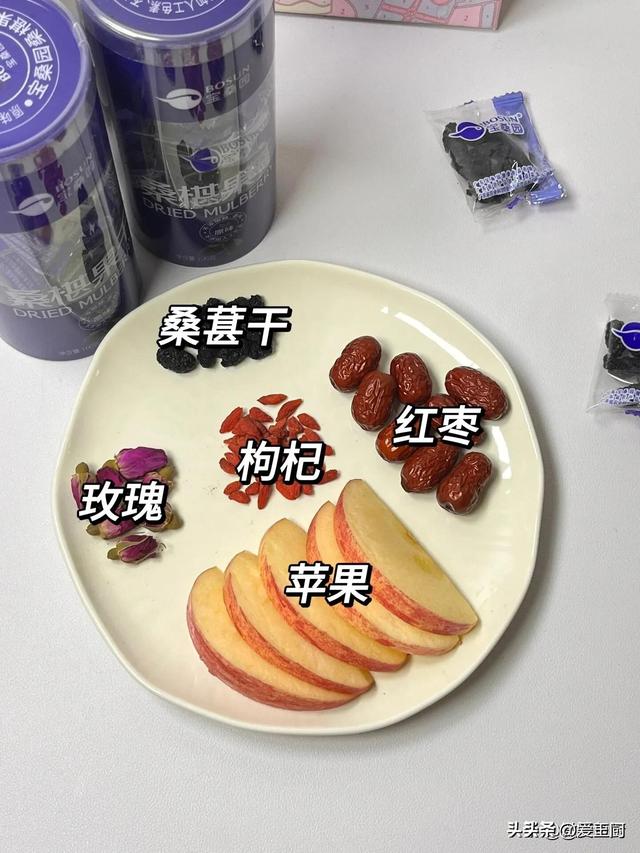 这汤是公认的“祛湿高手”，一周吃2次，健脾祛湿，身体更轻松！