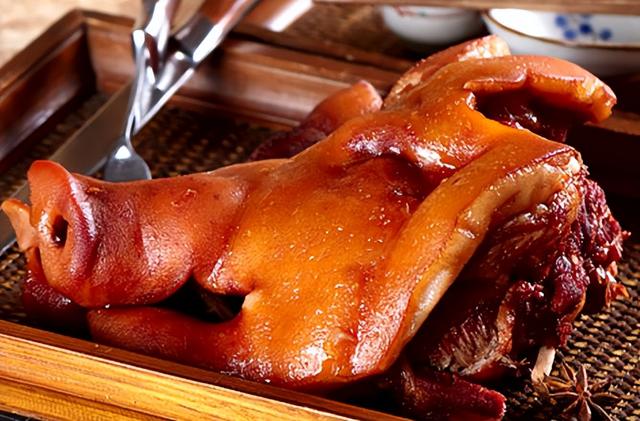明天二月二，60年一遇不一般！建议：吃2肉，食2菜，做2事乐过春