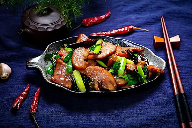 明天二月二，60年一遇不一般！建议：吃2肉，食2菜，做2事乐过春