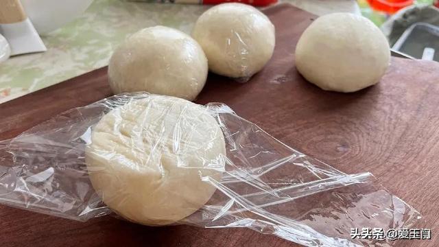 保存馒头，直接放冰箱是大错，教你一招，放一个月还跟刚出锅一样