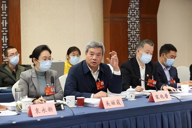 两会召开！目前呼声最高的6个提案，条条都与老百姓密切相关！