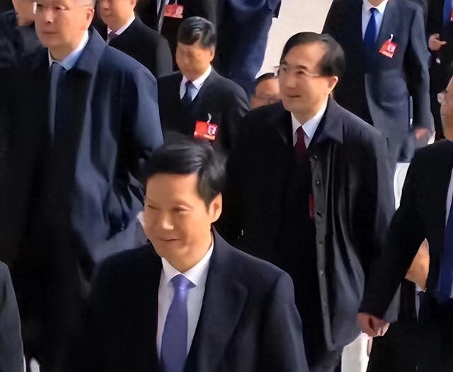 两会第一天，传出了4大好消息！网友拍手叫好：这才是人民好代表