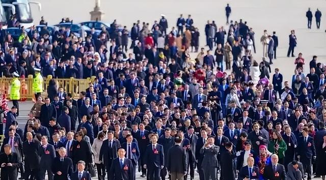 两会第一天，传出了4大好消息！网友拍手叫好：这才是人民好代表