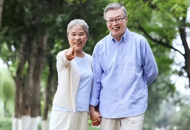 两会第一天，传出了4大好消息！网友拍手叫好：这才是人民好代表