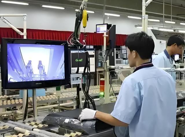 从“赶超中国”到一夜崩塌，越南订单逃离工厂停工，原因始料不及