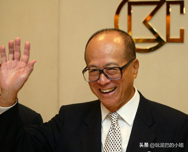 我外交部话音刚落，港口将被收购？黑石集团高层赴京，要上硬菜了