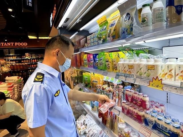 315曝光的七个知名酸奶全军覆没，实为科技糖水，看完你还敢买吗