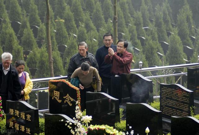 今年清明不一般，老人说“60年一遇，3人不上坟”，是指哪3人？
