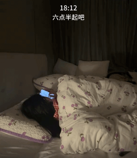 毁三观！老鼠人文化荼毒00后，追求自残式生存，许多家长一无所知