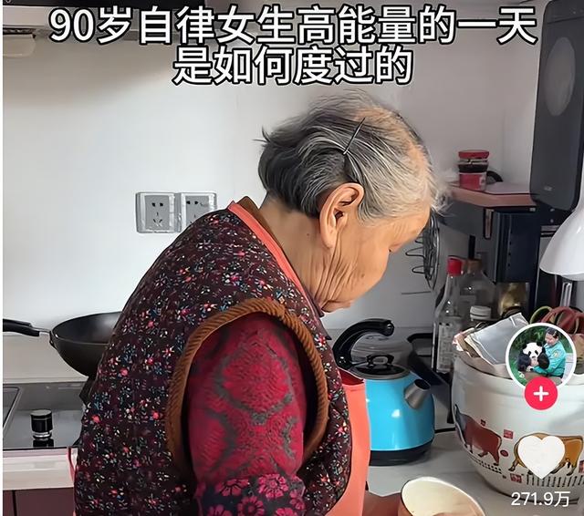 毁三观！老鼠人文化荼毒00后，追求自残式生存，许多家长一无所知