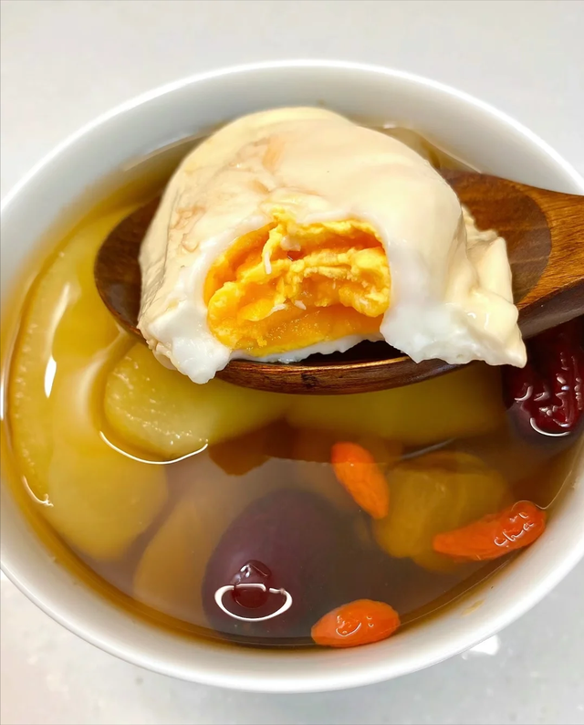 神奇刮油汤，1天掉2斤！大肚腩不见了，吃到撑也不长肉，真厉害！