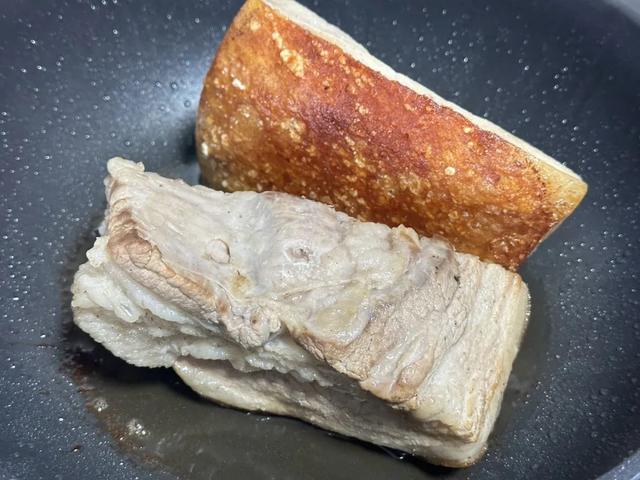 提前多做一些，简单拌一拌蒸一蒸，上桌就是一道硬菜，不做太可惜