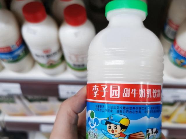 全是“科技与狠活”，却狂卖14亿，这种江浙沪神饮，到底谁在喝？